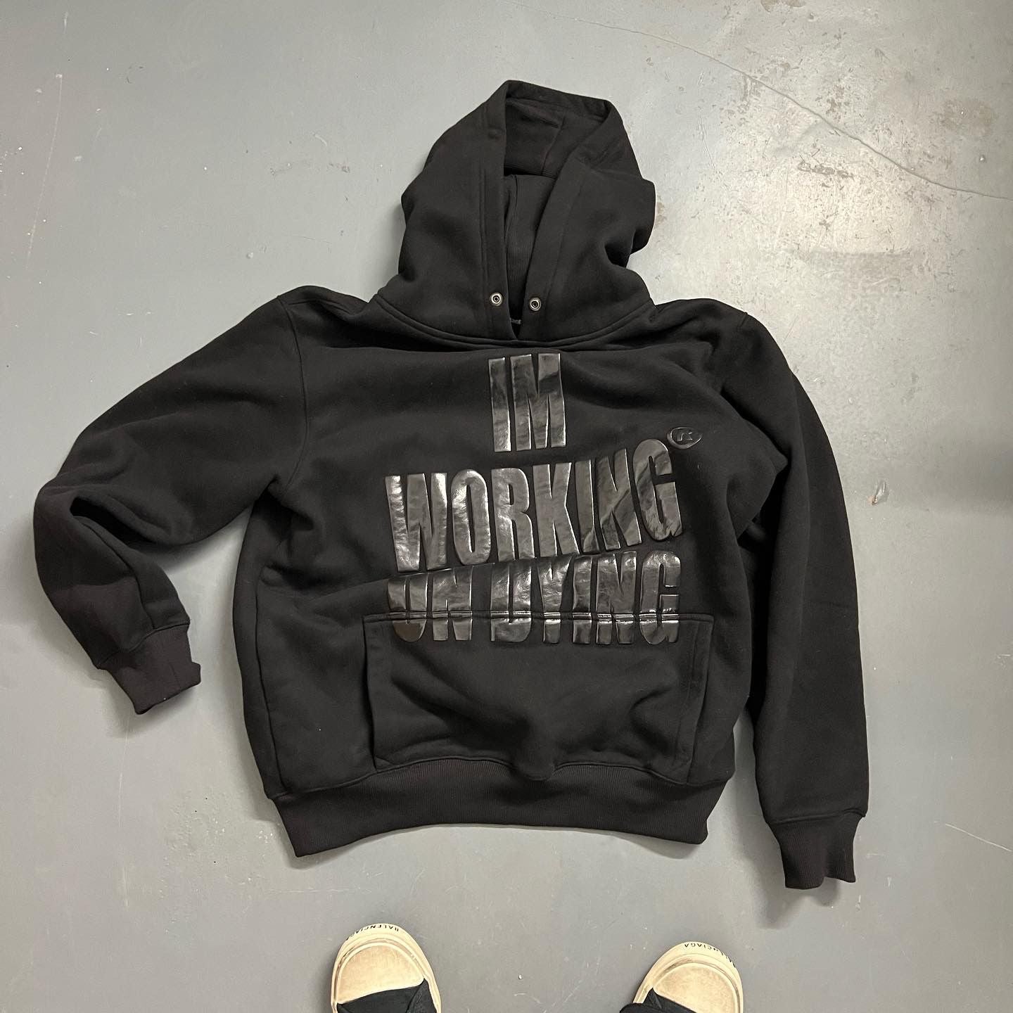 WOD Hoodie BLK/BLK – Reckless Scholars